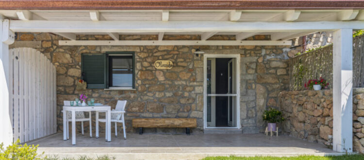 Casa vacanza Oleandro veranda La Littighedda Sardegna